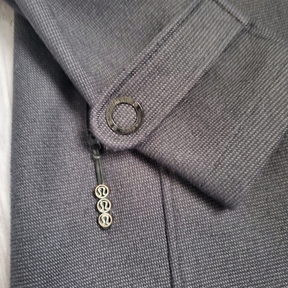 Lululemon jacket - Picture 6 of 10